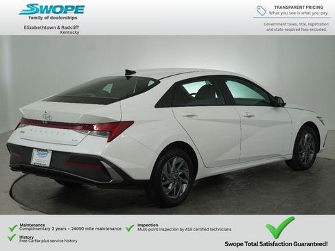 New 2026 Hyundai Elantra Hybrid FWD image 3