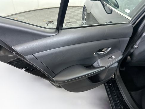 Used 2023 Nissan Sentra SV image 24