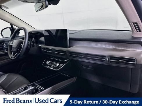 Certified 2024 Lincoln Corsair AWD w/ Equipment Group 101A image 36
