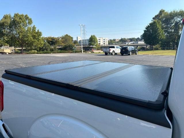 Certified 2021 Nissan Frontier SV w/ Midnight Edition Floor Mats AWD/4WD image 12