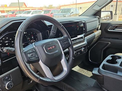 Used 2022 GMC Sierra 1500 Elevation image 12