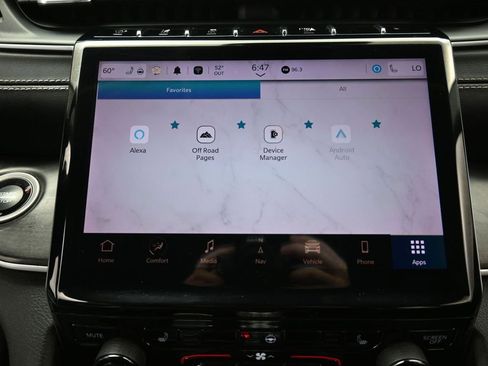 Used 2022 Jeep Grand Cherokee L Limited image 4