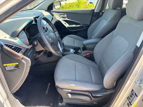 Used 2017 Hyundai Santa Fe Sport AWD/4WD image 6