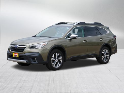 Used 2020 Subaru Outback Touring w/ Popular Package #2 AWD/4WD image 3
