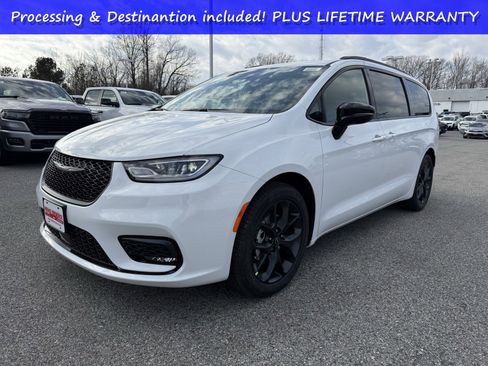 New 2026 Chrysler Pacifica Select w/ S Appearance Package FWD image 7
