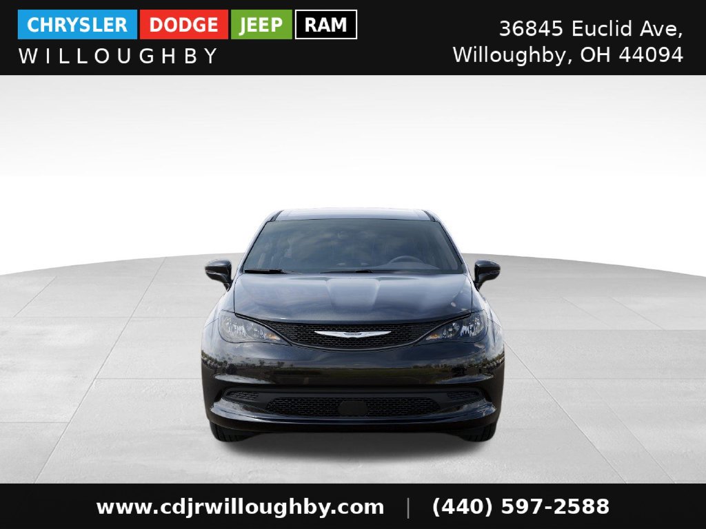 New 2027 Chrysler Pacifica LX FWD image 7