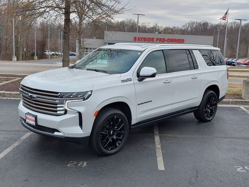 Used 2024 Chevrolet Suburban High Country image 7