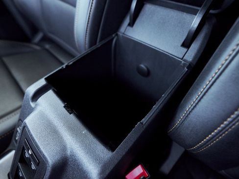 Used 2022 Ford Bronco Badlands image 37