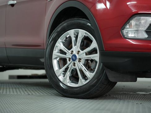 Used 2019 Ford Escape SE image 18