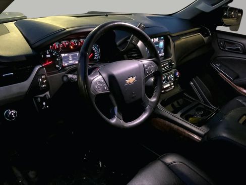 Used 2015 Chevrolet Tahoe LTZ RWD image 17