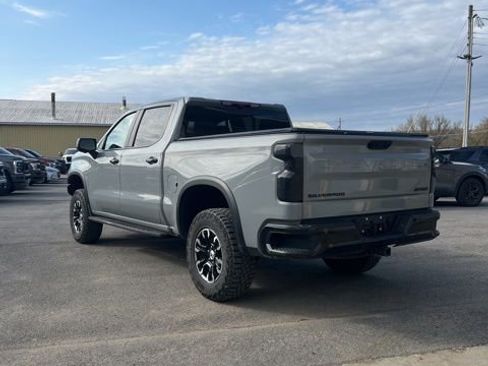Used 2024 Chevrolet Silverado 1500 ZR2 w/ Technology Package AWD/4WD image 6