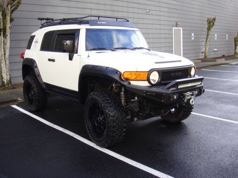 Used 2011 Toyota FJ Cruiser 4WD image 4