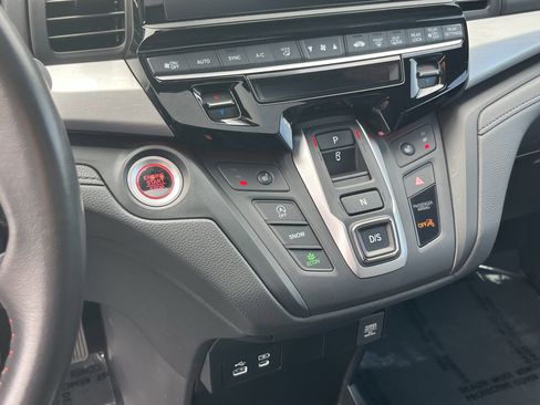 Used 2025 Honda Odyssey Sport-L image 24
