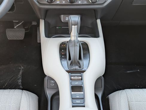 New 2026 Honda HR-V LX image 18