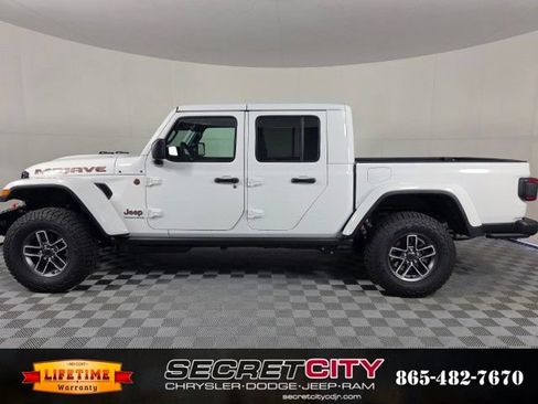 New 2026 Jeep Gladiator Mojave AWD/4WD image 4