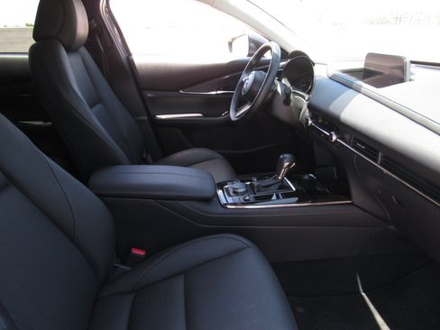 Used 2025 MAZDA CX-30 AWD 2.5 S w/ Preferred Package image 9