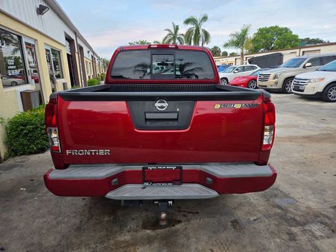 Used 2016 Nissan Frontier Desert Runner RWD image 5