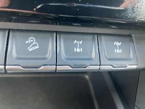 Used 2024 GMC Sierra 1500 AT4X AWD/4WD image 36