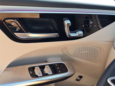 Used 2024 Mercedes-Benz C 300 4MATIC Sedan image 12