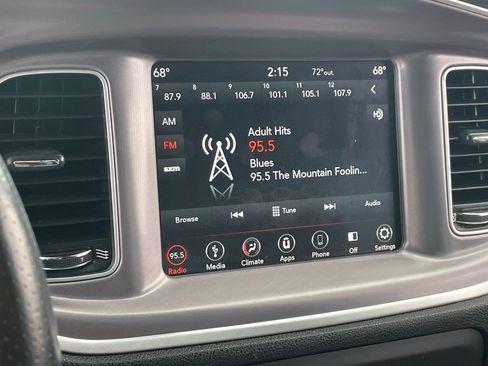 Used 2019 Dodge Charger R/T image 6