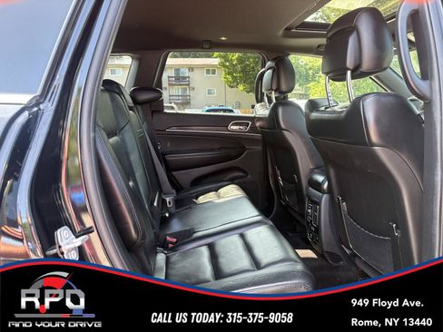 Used 2018 Jeep Grand Cherokee Limited AWD/4WD image 27