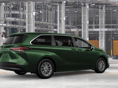 New 2026 Toyota Sienna LE AWD/4WD image 10