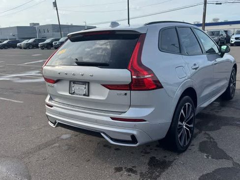 Used 2023 Volvo XC60 B5 Plus w/ Protection Package Premier image 5