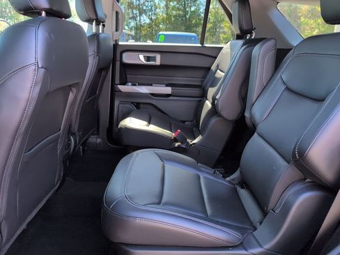 Certified 2024 Ford Explorer XLT w/ Equipment Group 202A image 11