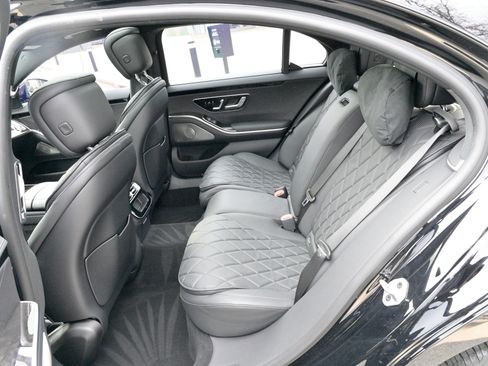 Used 2021 Mercedes-Benz S 500 4MATIC image 35