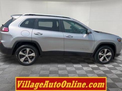 Used 2019 Jeep Cherokee Limited AWD/4WD image 45