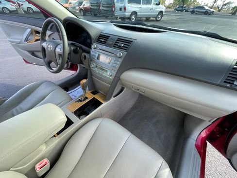 Used 2007 Toyota Camry XLE image 27