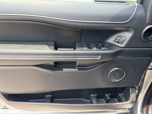 Certified 2024 Ford Expedition XLT AWD/4WD image 24