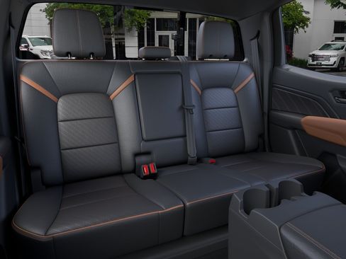 New 2026 GMC Canyon AT4 w/ Technology Plus Package AWD/4WD image 19