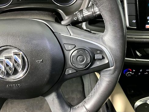 Used 2018 Buick Enclave Premium w/ Experience Buick Package image 15