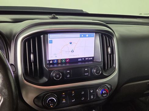 Used 2022 Chevrolet Colorado ZR2 AWD/4WD image 17