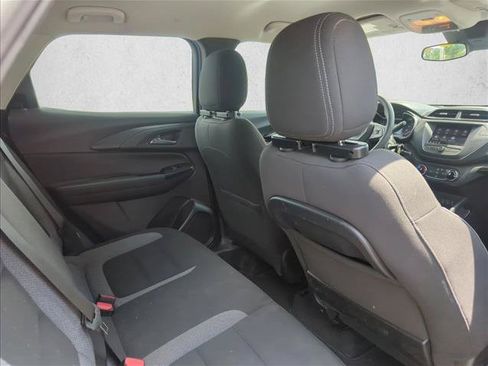 Used 2021 Chevrolet TrailBlazer LS FWD image 26