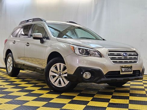 Used 2017 Subaru Outback 2.5i Premium image 1