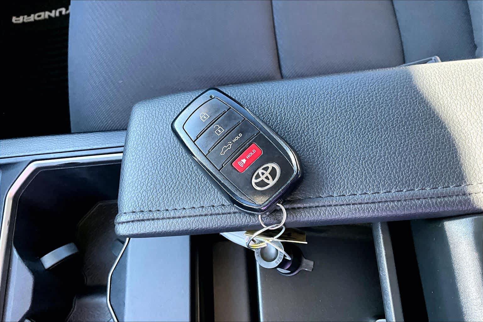 Used 2023 Toyota Tundra SR5 AWD/4WD image 15