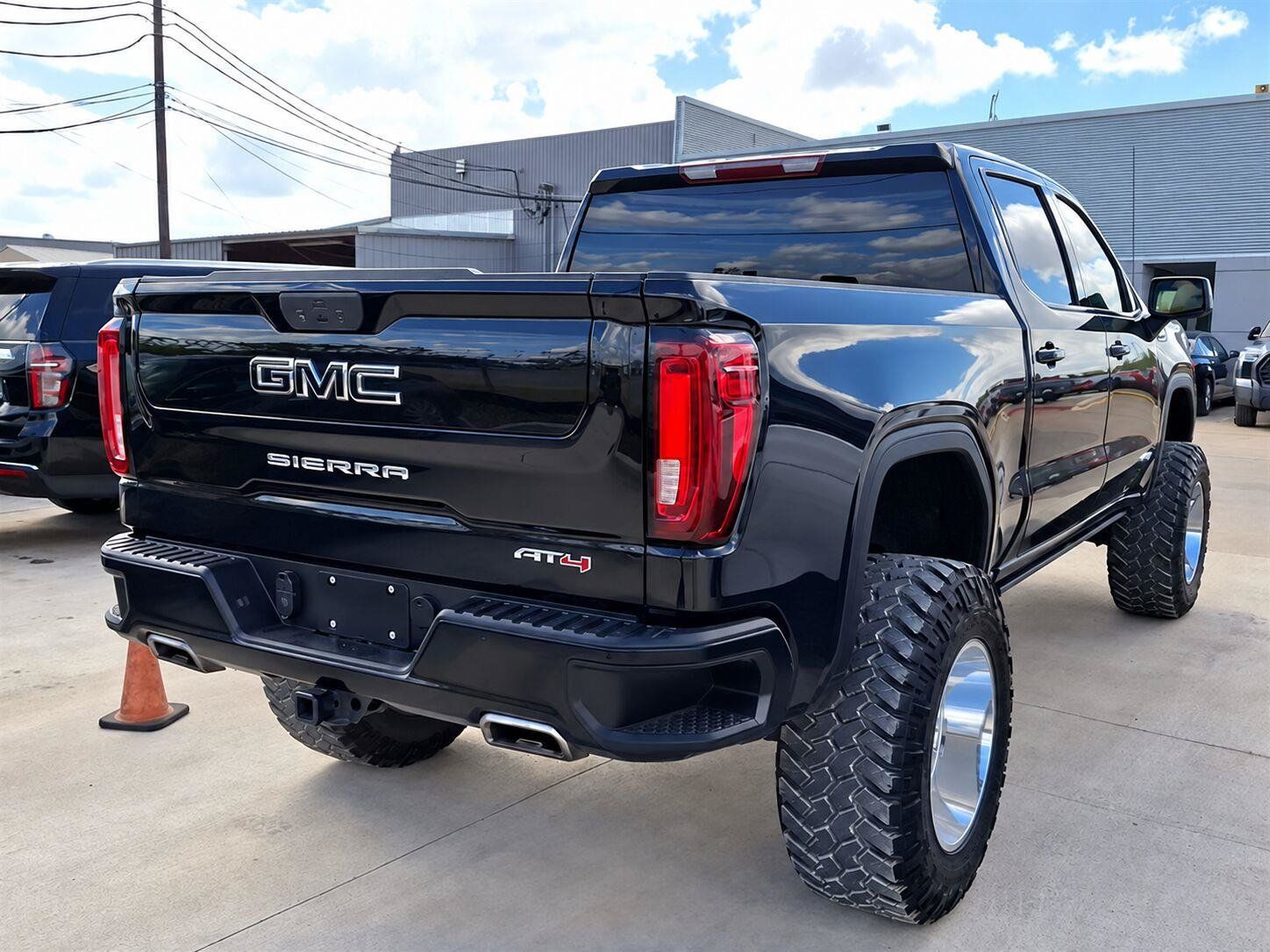 Used 2021 GMC Sierra 1500 AT4 AWD/4WD image 28