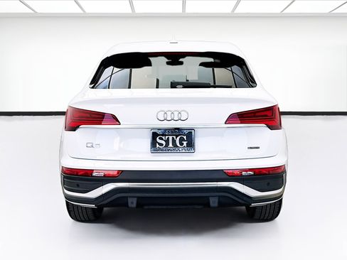 Used 2023 Audi Q5 2.0T Premium w/ Convenience Package AWD/4WD image 5