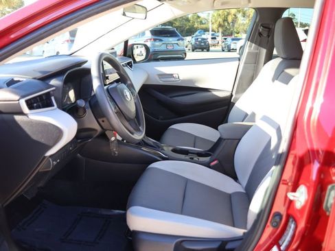 Used 2024 Toyota Corolla LE image 7