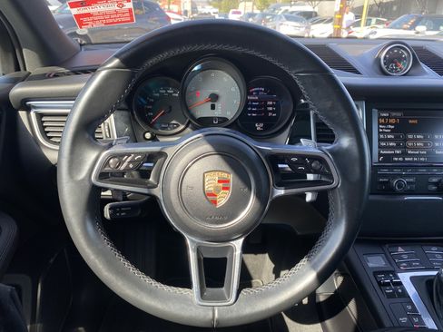 Used 2015 Porsche Macan S w/ Premium Package Plus AWD/4WD image 11
