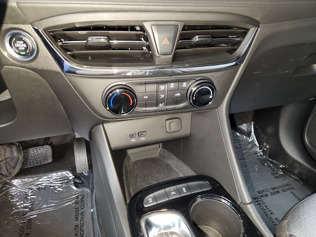 Used 2025 Buick Encore GX Preferred FWD image 21