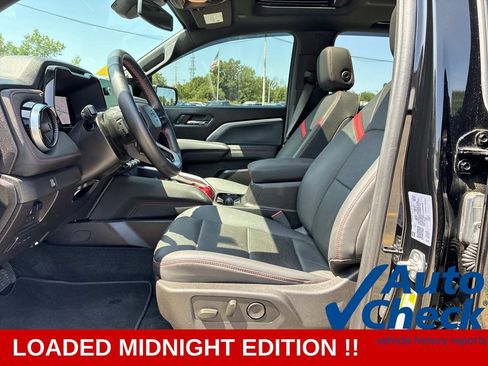 Used 2025 Chevrolet Colorado Z71 w/ Midnight Edition AWD/4WD image 24