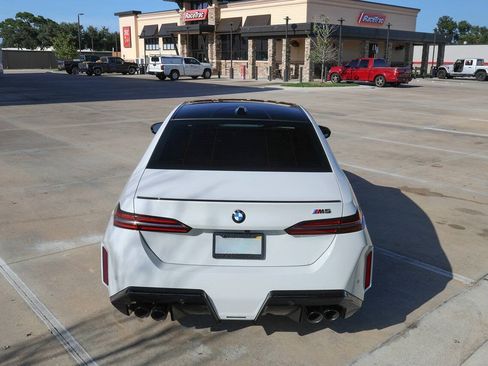 Used 2026 BMW M5 w/ Executive Package AWD/4WD image 37