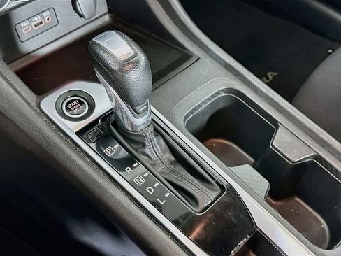 Used 2021 Nissan Sentra SV FWD image 21