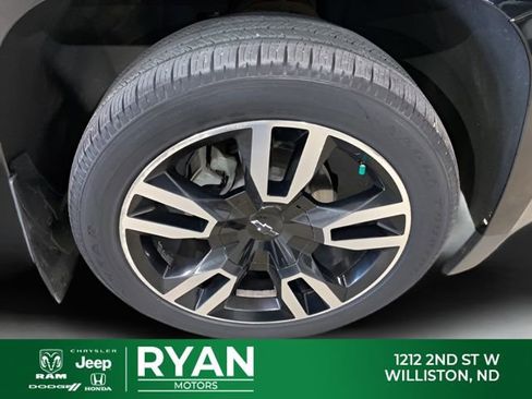 Used 2019 Chevrolet Tahoe Premier image 15