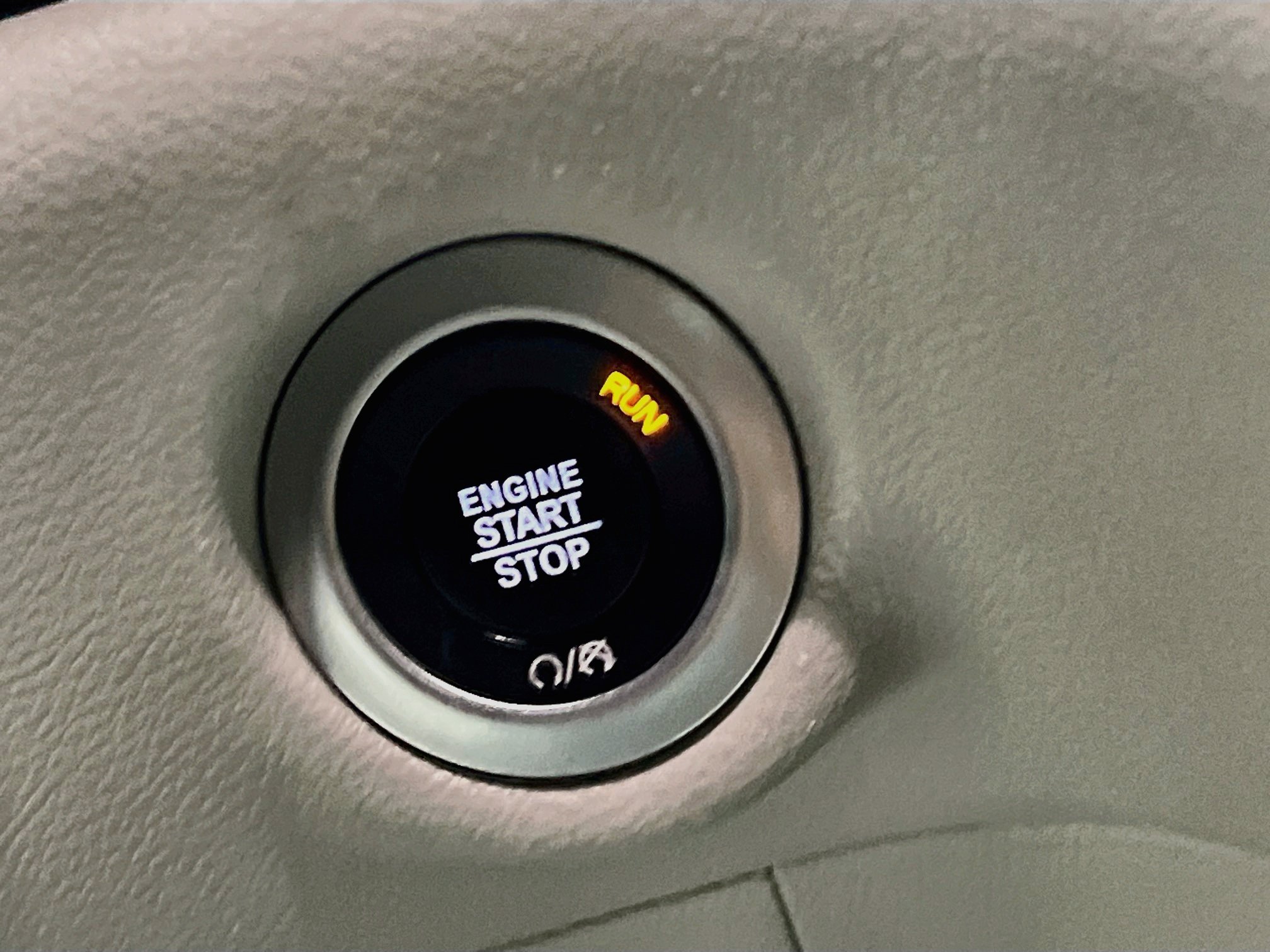 Used 2023 Chrysler Voyager LX FWD image 23