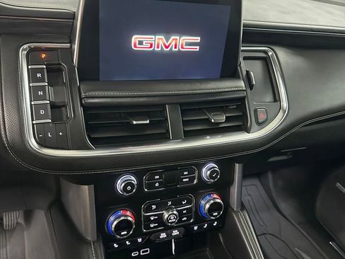 Used 2022 GMC Yukon SLT w/ SLT Premium Package AWD/4WD image 18