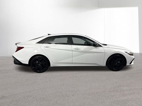 New 2026 Hyundai Elantra SEL Sport Premium FWD image 34